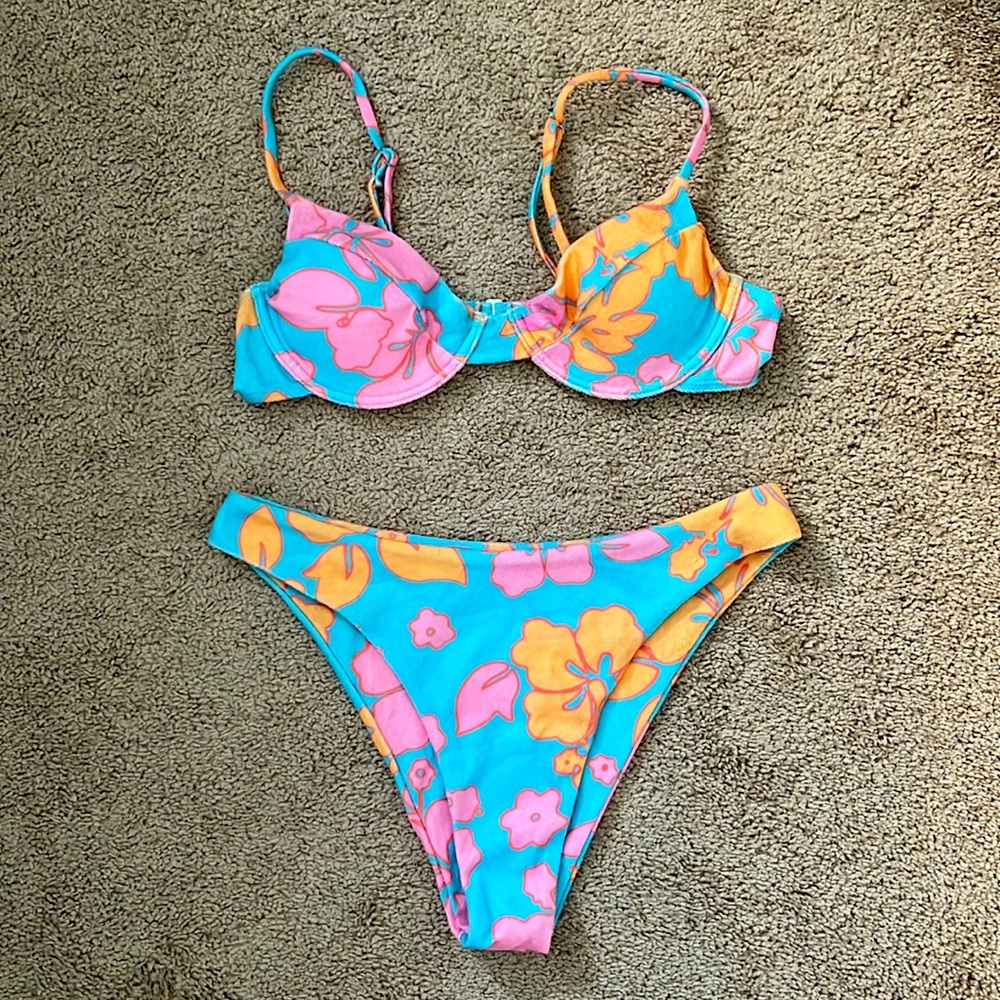 Aurelle Bikini Set - M/L - NWOT